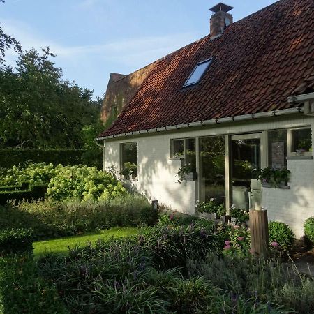 The Two Oaks - Private Garden For Guests Villa Hertsberge ภายนอก รูปภาพ